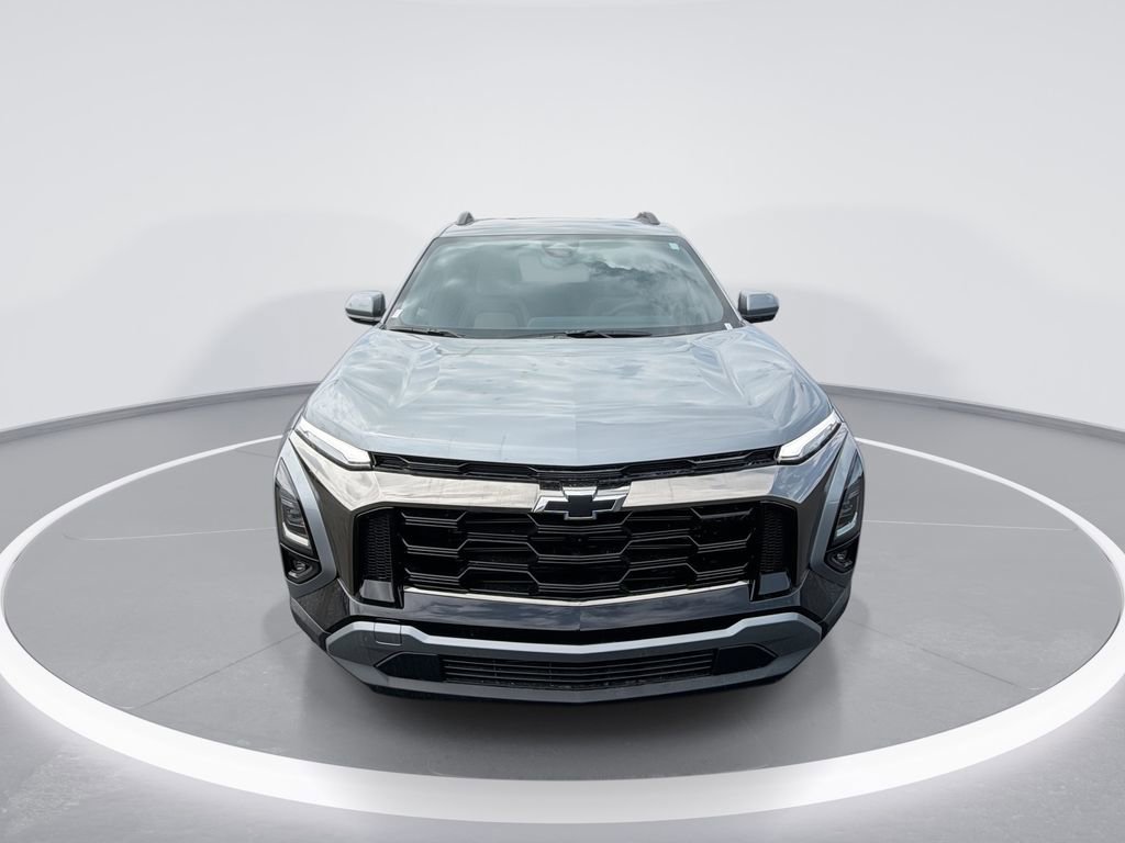 New 2026 Chevrolet Equinox ACTIV w/ Convenience Package III AWD/4WD image 3