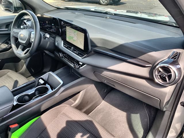 Used 2025 Chevrolet Equinox LT w/ Safety and Technology Package FWD image 29