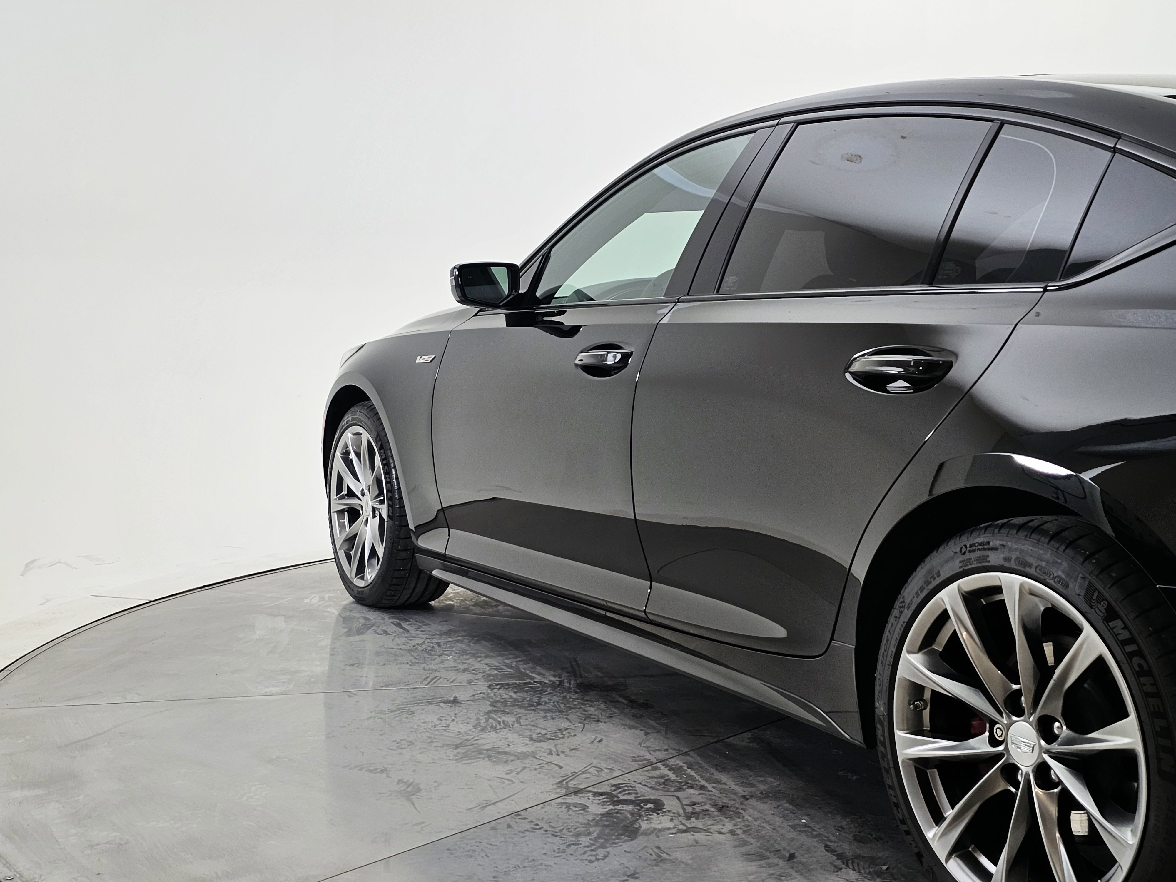 Used 2021 Cadillac CT5 V w/ Premium Package image 14