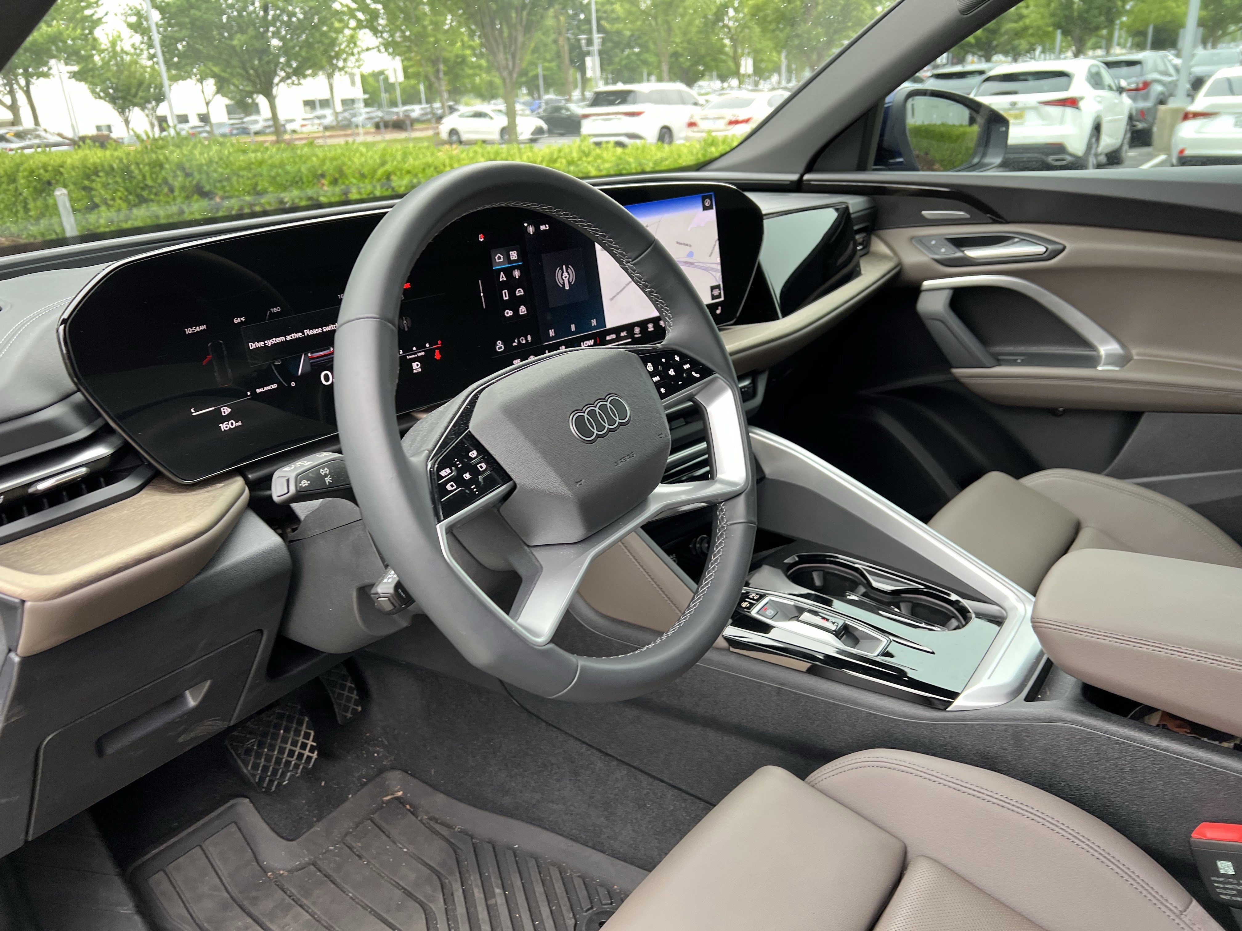 Used 2025 Audi Q5 Premium Plus w/ Premium Plus AWD/4WD image 17