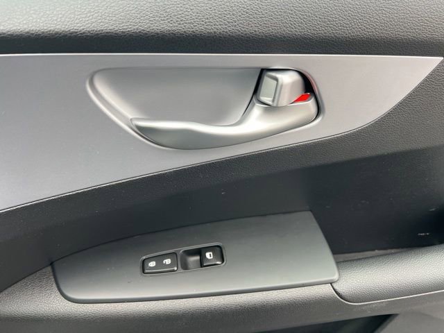 Certified 2024 Kia Forte LXS image 31