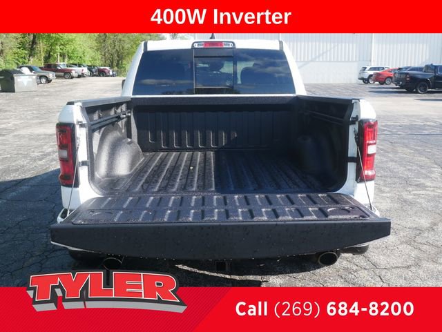 New 2026 RAM 1500 4x4 Crew Cab image 19