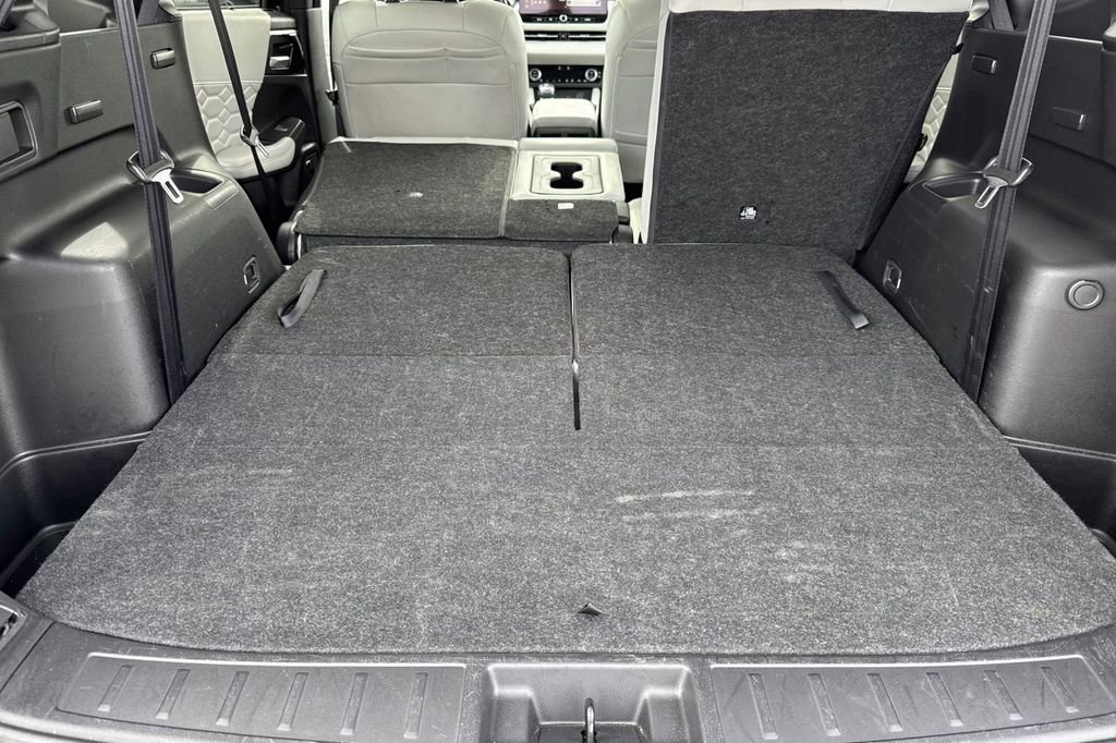 Used 2025 Mitsubishi Outlander SEL AWD/4WD image 16