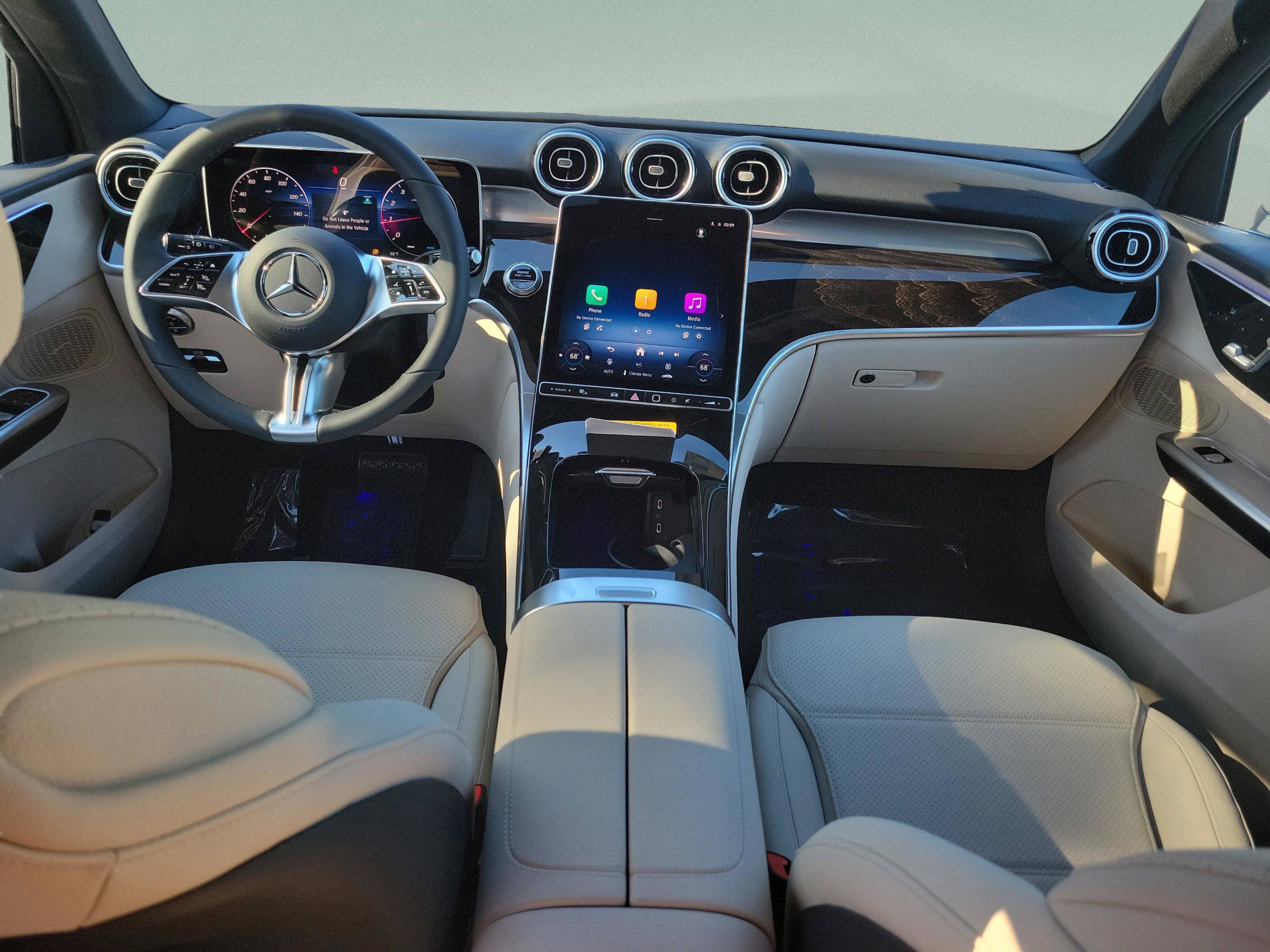 Certified 2026 Mercedes-Benz GLC 300 image 17