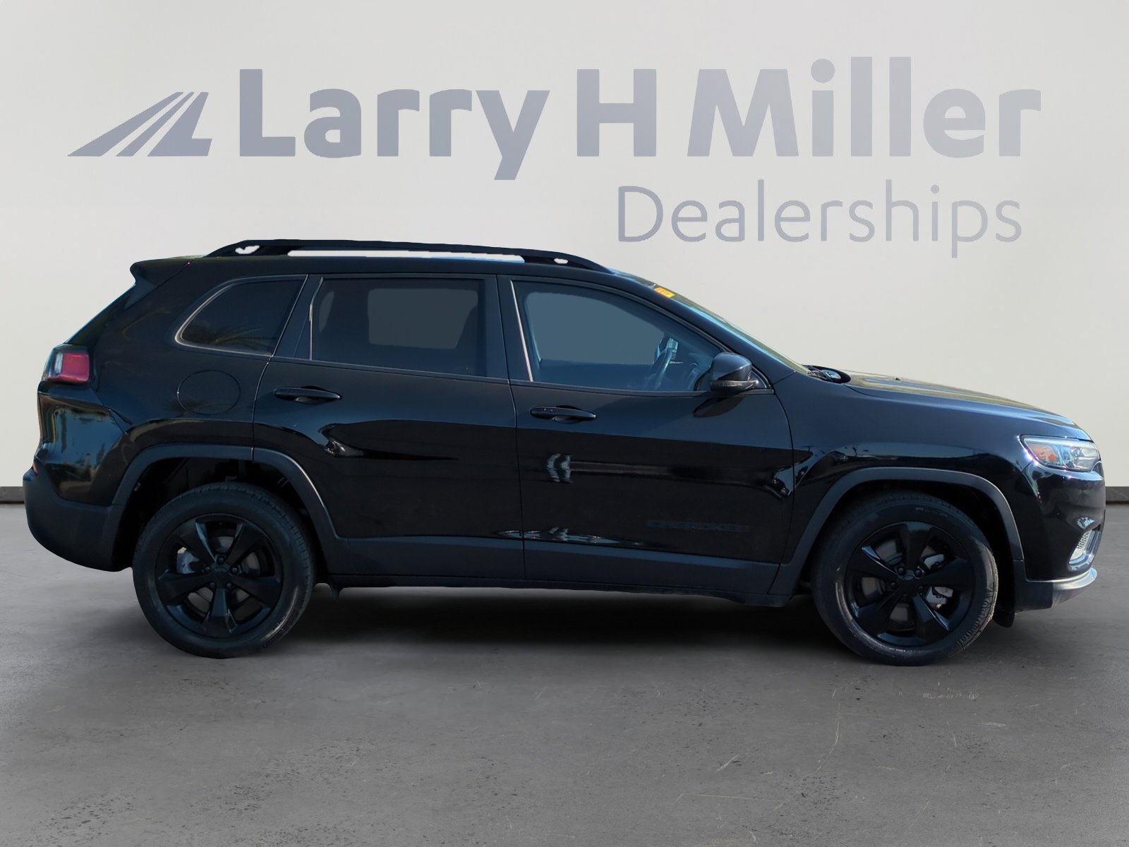Used 2021 Jeep Cherokee Latitude Plus image 6
