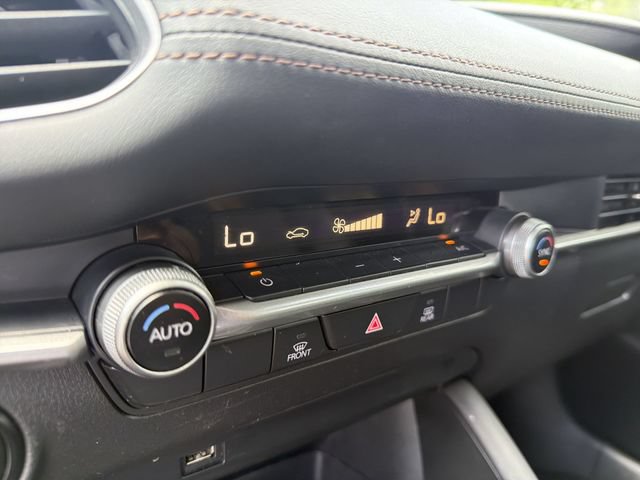 Used 2021 MAZDA MAZDA3 s FWD image 19