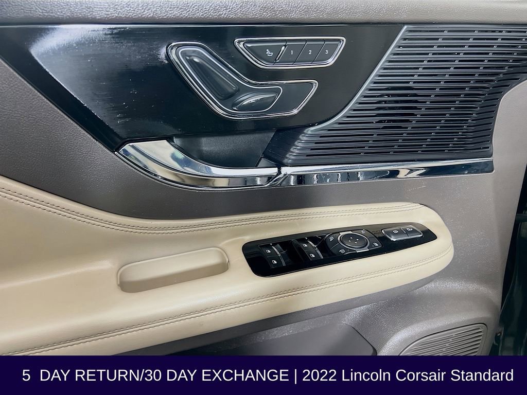 Used 2022 Lincoln Corsair AWD w/ Premium Package image 24