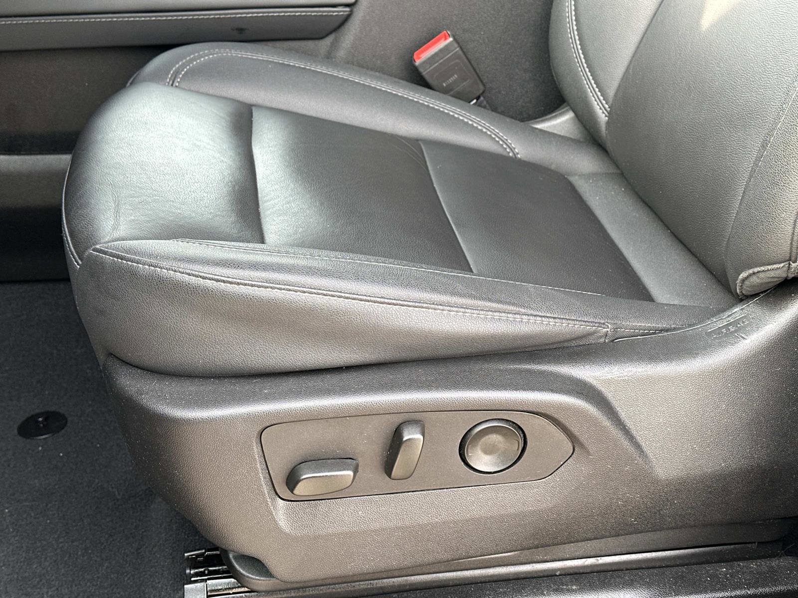 Certified 2023 Chevrolet Tahoe Z71 w/ Luxury Package image 20