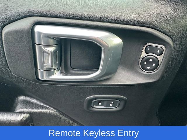 Used 2021 Jeep Gladiator Willys image 15