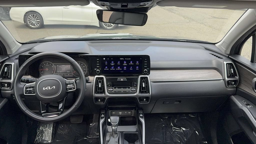 Used 2023 Kia Sorento X-Line EX AWD/4WD image 39