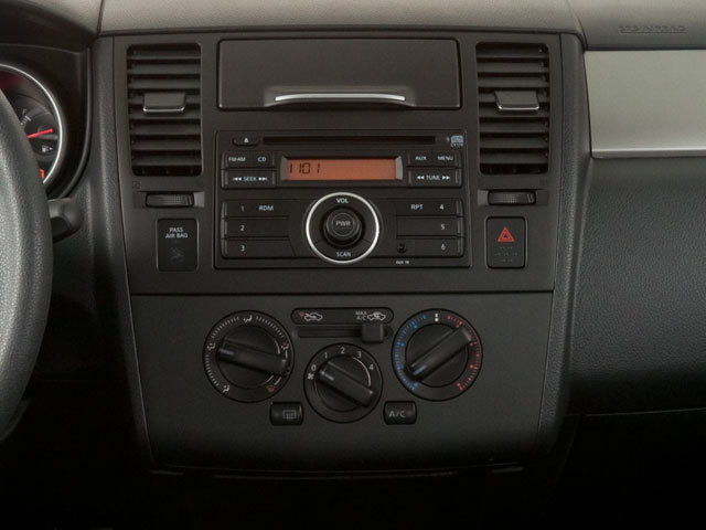 Used 2010 Nissan Versa 1.8 S w/ PWR Plus Pkg image 14