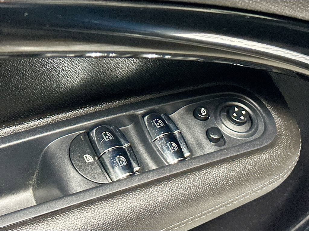 Used 2016 MINI Cooper Countryman S image 16