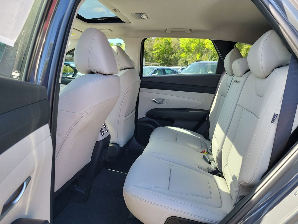Used 2026 Hyundai Tucson SEL FWD image 9