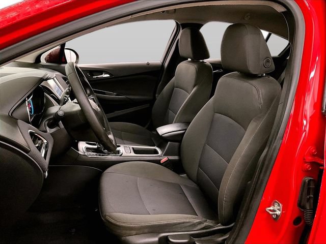 Used 2018 Chevrolet Cruze LS FWD image 25