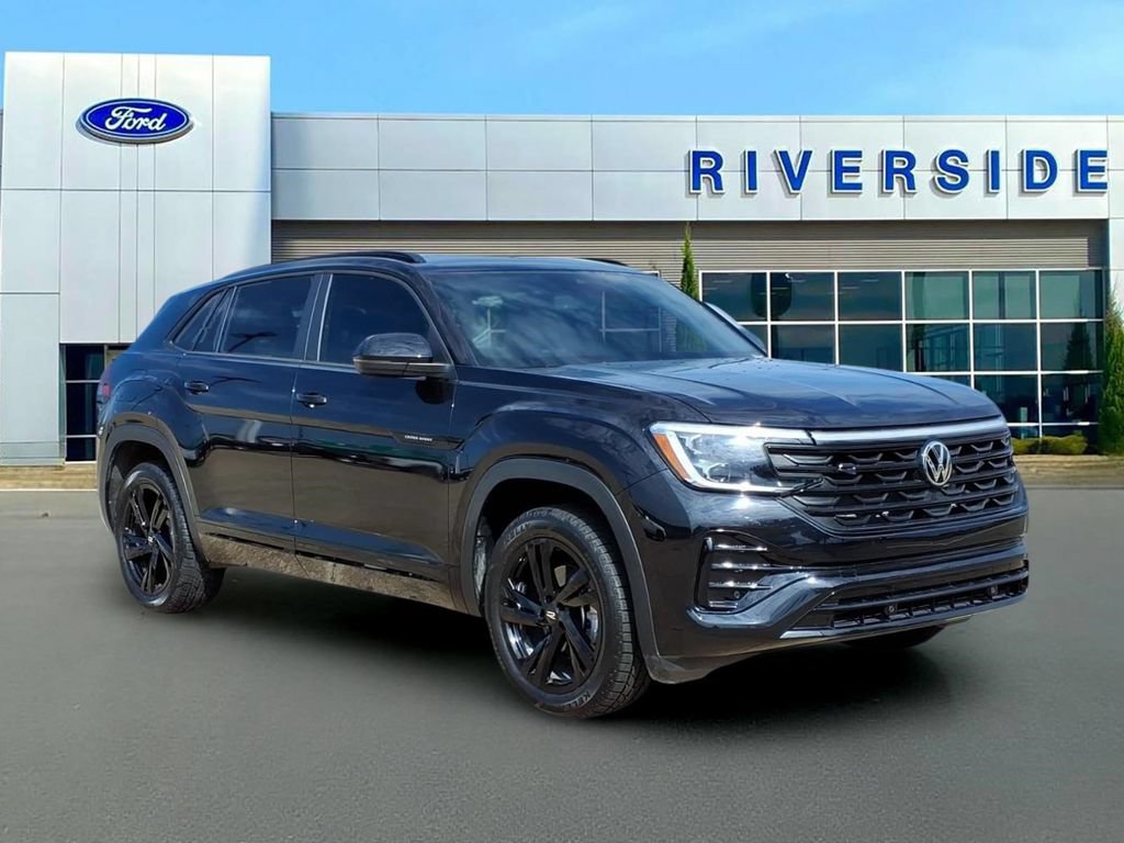Used 2025 Volkswagen Atlas Cross Sport SEL R-Line