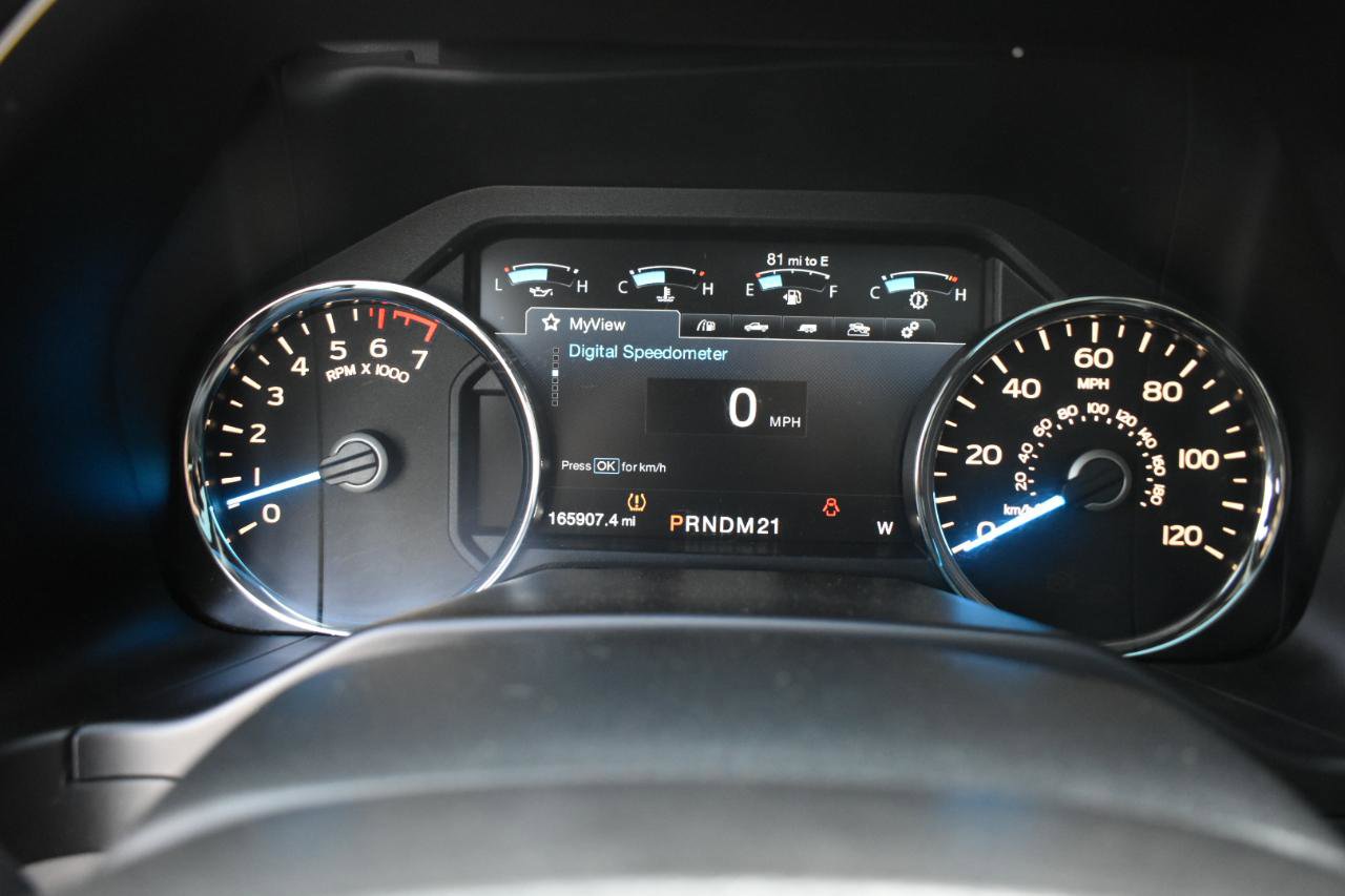 Used 2015 Ford F150 Platinum w/ Equipment Group 701A Luxury AWD/4WD image 16