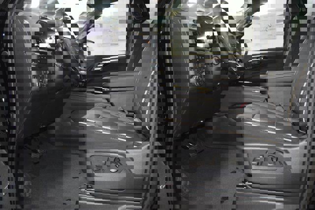 New 2026 Chevrolet Suburban Premier image 40