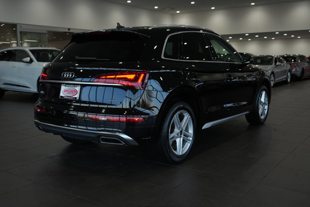 Used 2024 Audi Q5 e Premium Plus image 15