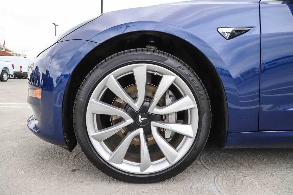 Used 2018 Tesla Model 3 Mid Range RWD image 11