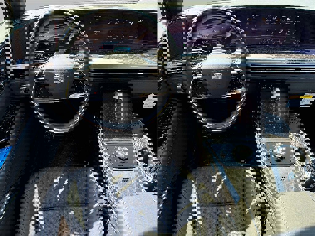 New 2025 Cadillac Escalade IQ Luxury 1 image 3