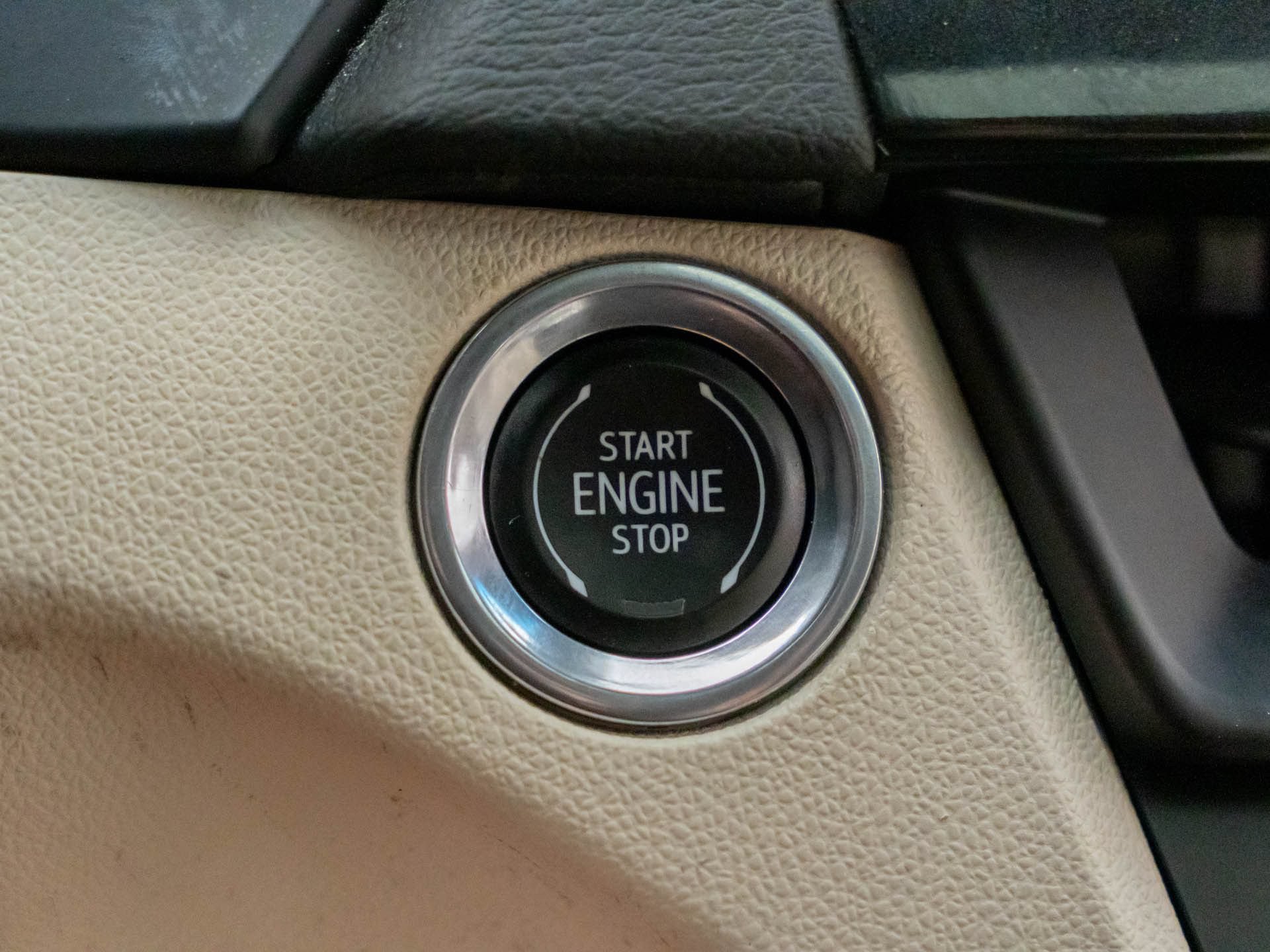 Certified 2023 Cadillac CT4 Premium Luxury AWD/4WD image 24