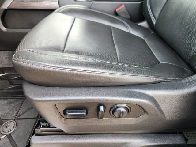 Used 2020 Chevrolet Silverado 2500 LTZ w/ LTZ Texas Edition AWD/4WD image 22