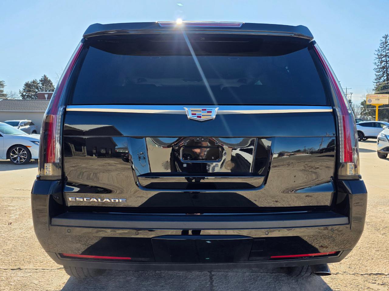 Used 2020 Cadillac Escalade Luxury image 24