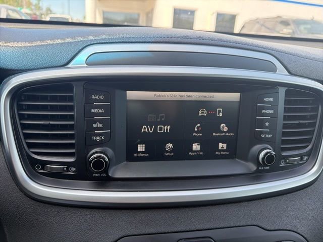 Used 2020 Kia Sorento LX image 23