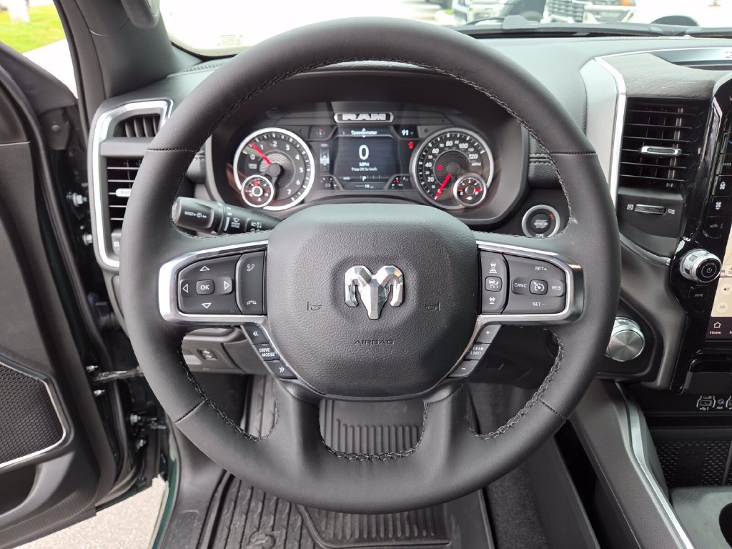 New 2027 RAM 1500 Laramie AWD/4WD image 32