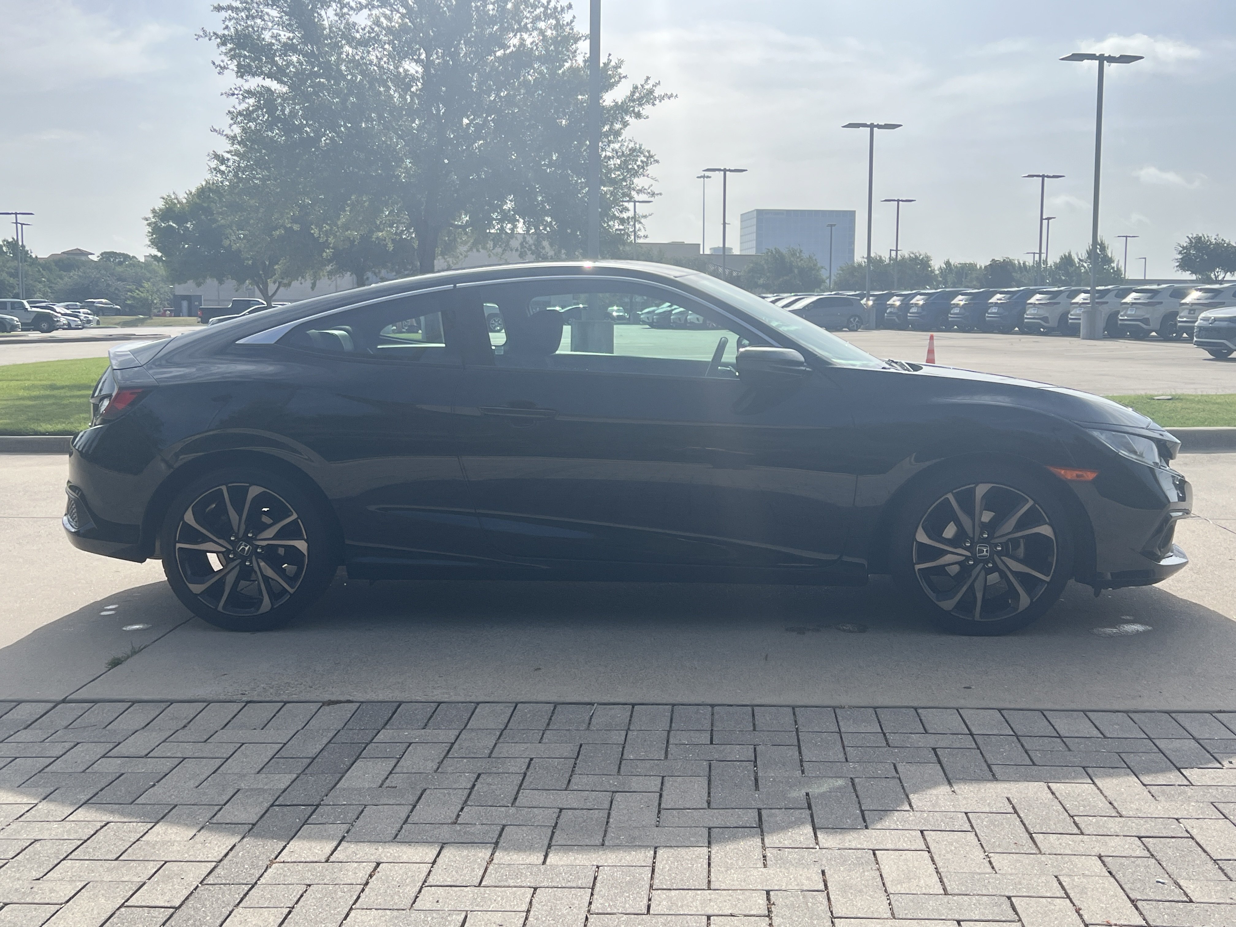 Used 2020 Honda Civic Sport image 10