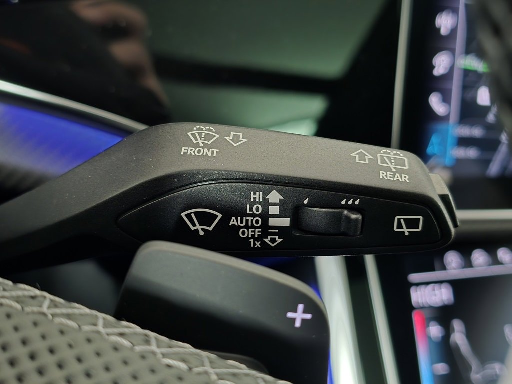 New 2026 Audi SQ8 Prestige image 38