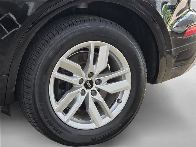 Certified 2023 Audi Q5 2.0T Premium w/ Convenience Package AWD/4WD image 8