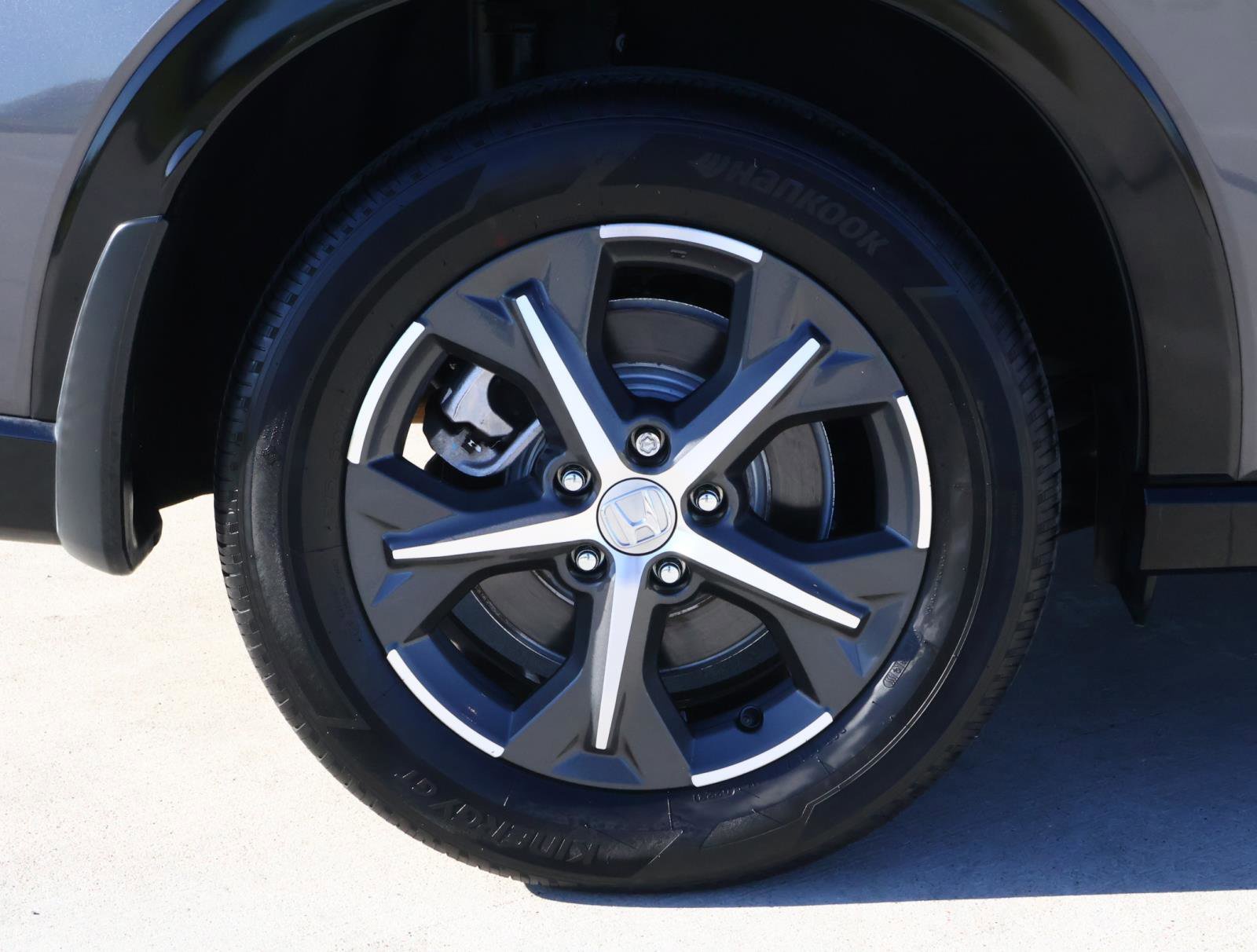 Used 2023 Honda HR-V EX-L image 8