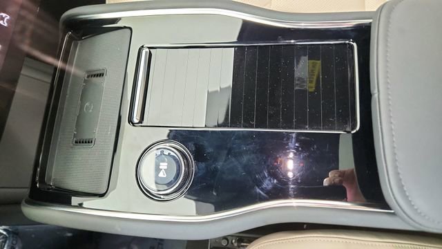 Used 2025 Polestar Polestar 3 AWD/4WD image 44