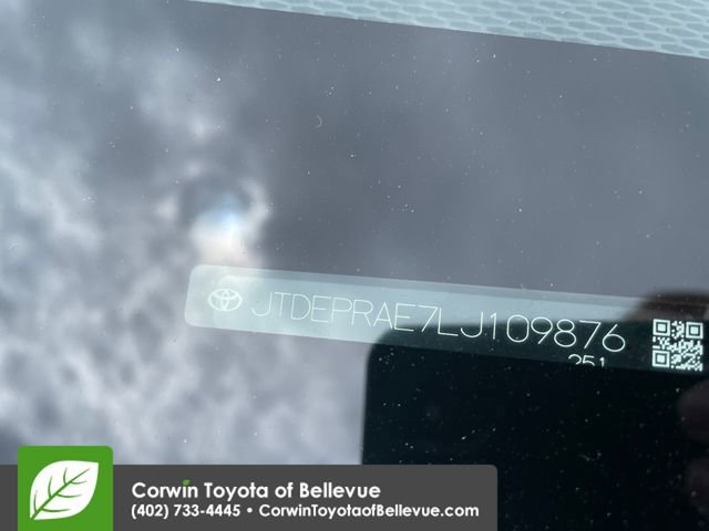 Used 2020 Toyota Corolla LE FWD image 30