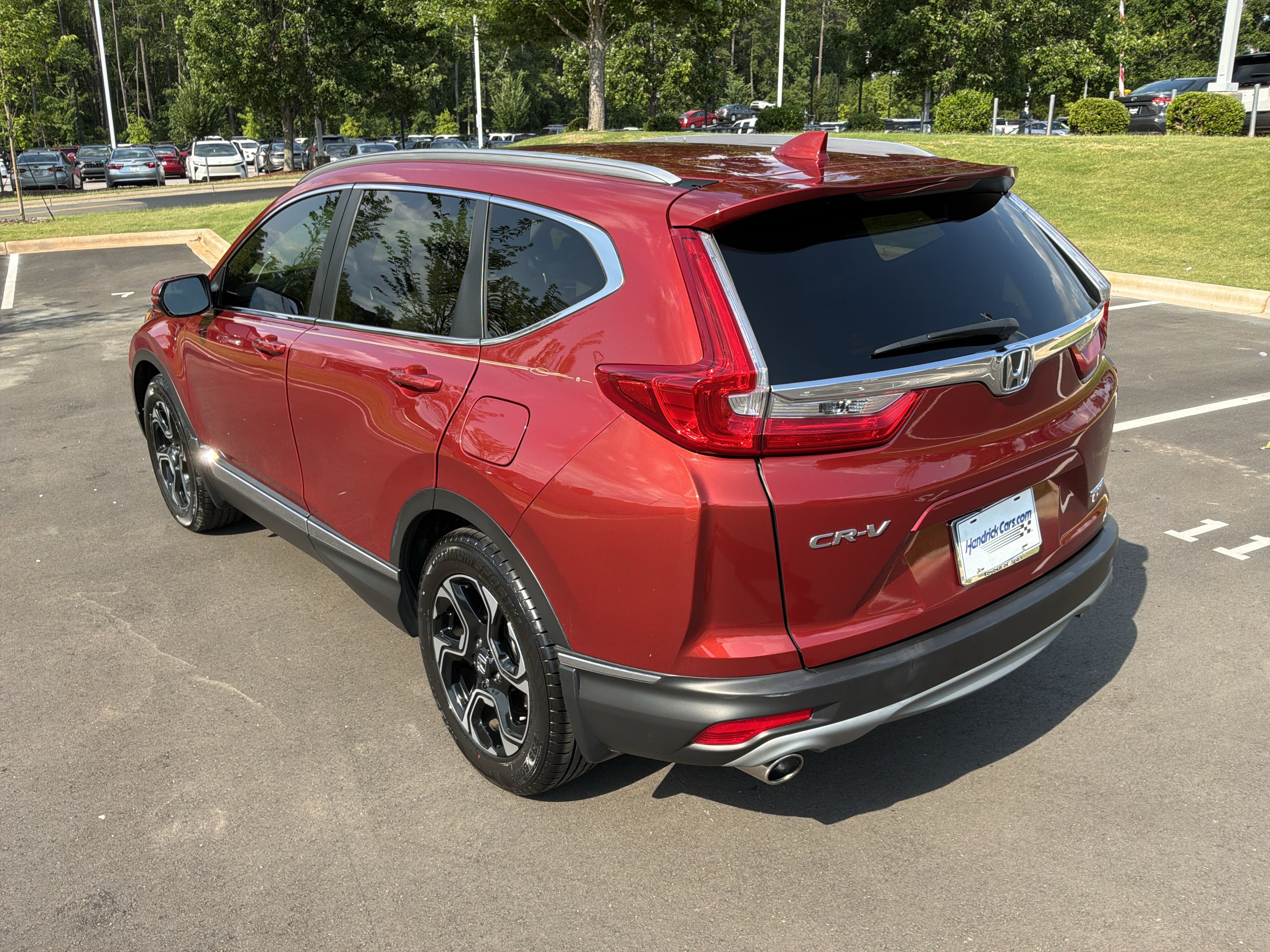 Used 2019 Honda CR-V Touring image 8