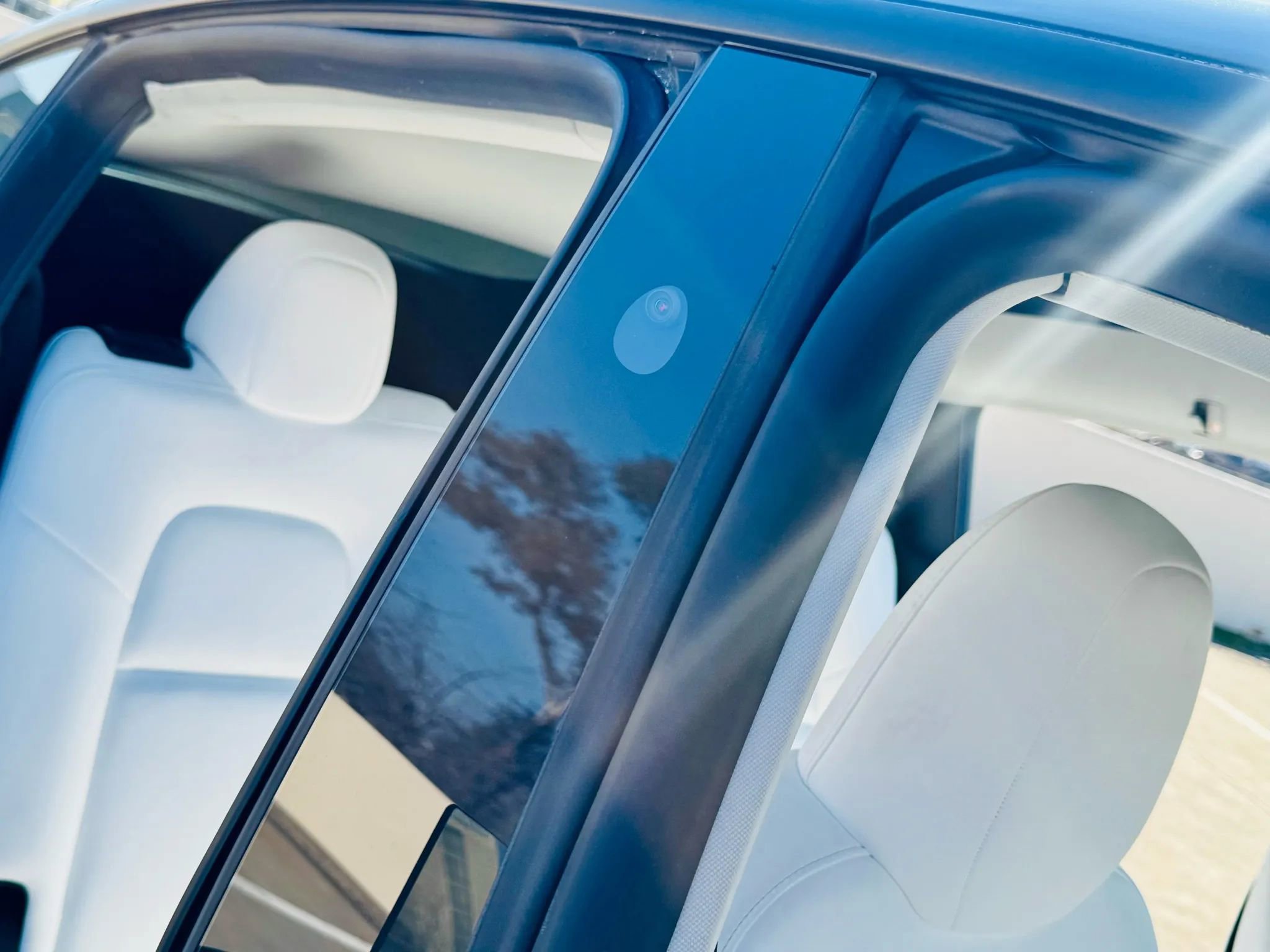 Used 2023 Tesla Model Y Performance image 23