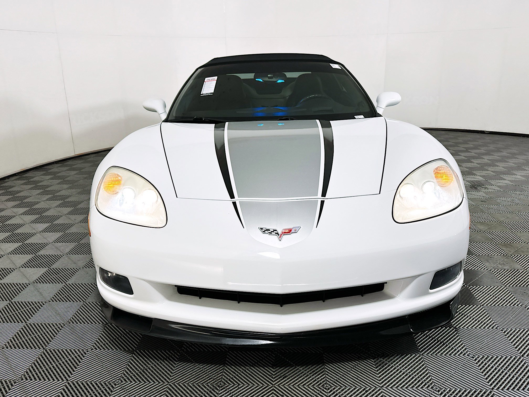 Used 2008 Chevrolet Corvette Convertible w/ Preferred Equipment Group image 8