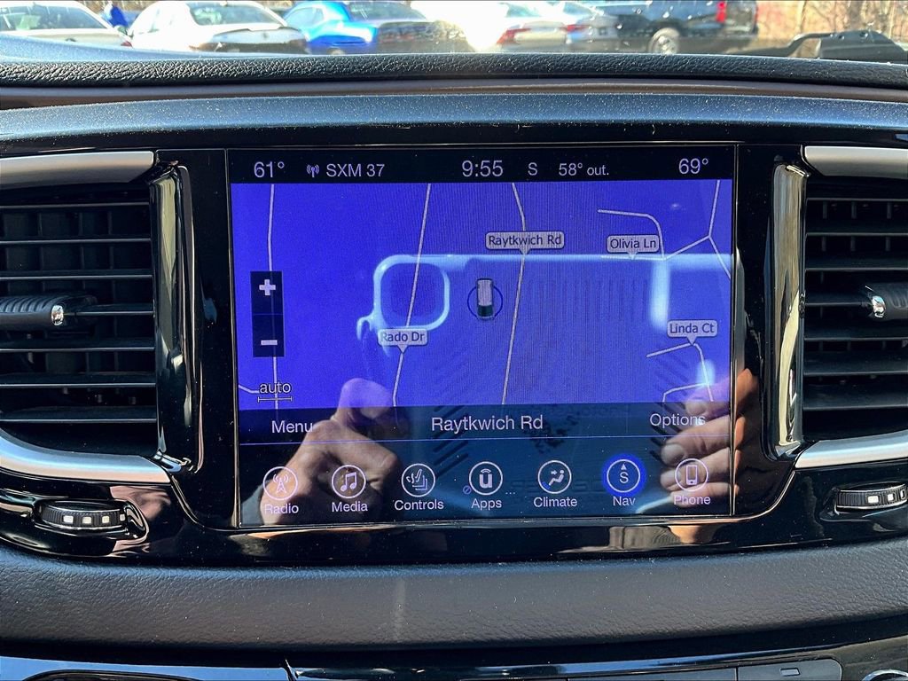 Used 2017 Chrysler Pacifica Touring-L image 29