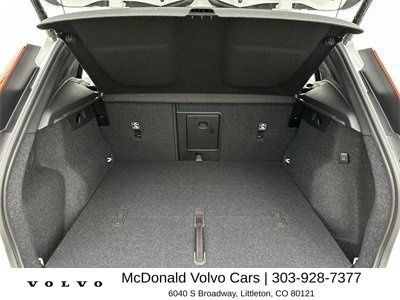 New 2025 Volvo XC40 B5 Plus w/ Protection Package Premier AWD/4WD image 22