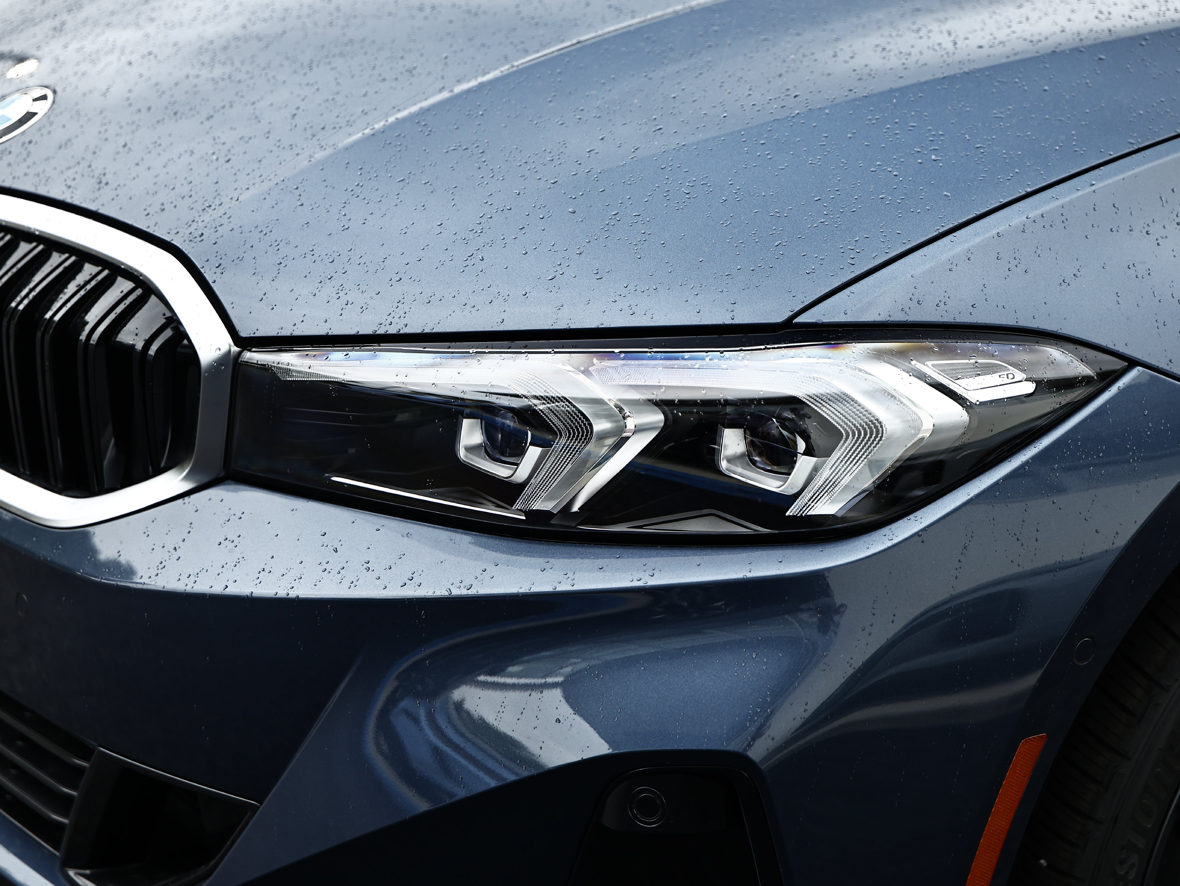 New 2026 BMW 330i Sedan w/ Premium Package RWD image 12