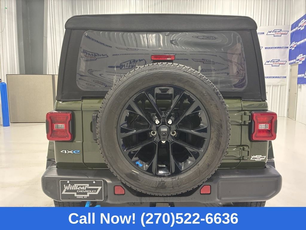 Used 2023 Jeep Wrangler Unlimited Sahara w/ Cold Weather Group AWD/4WD image 43