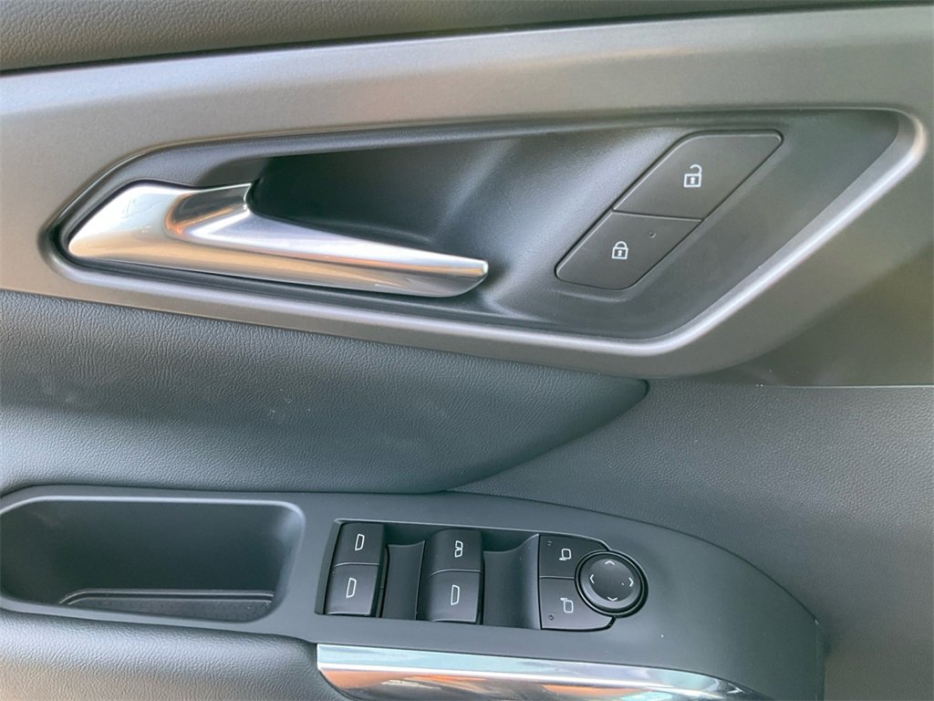 New 2026 Chevrolet Traverse LT w/ Driver Confidence Package image 28