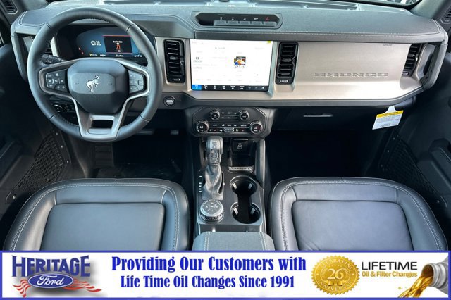 New 2026 Ford Bronco Outer Banks w/ Sasquatch Package image 13