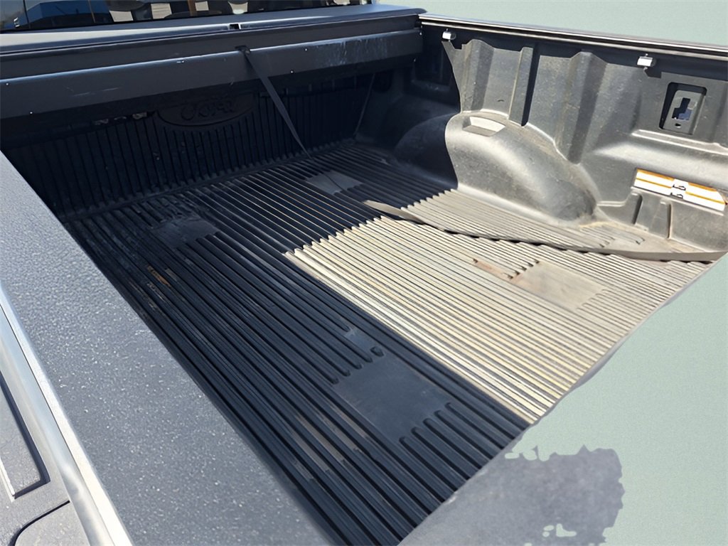 Used 2015 Ford F150 Lariat image 25