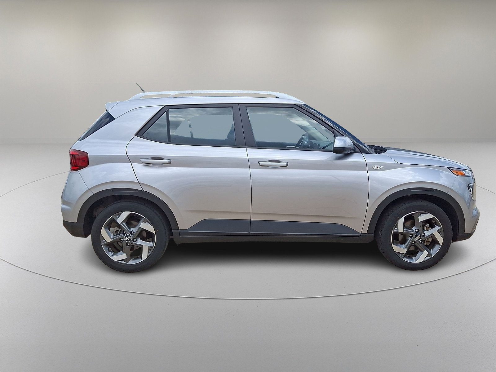 Certified 2023 Hyundai Venue SEL w/ Cargo Package FWD image 21