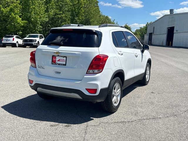 Used 2022 Chevrolet Trax LT w/ LT Convenience Package AWD/4WD image 4