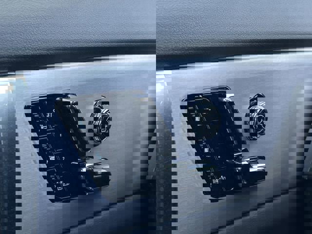 New 2026 Cadillac Vistiq Luxury image 23