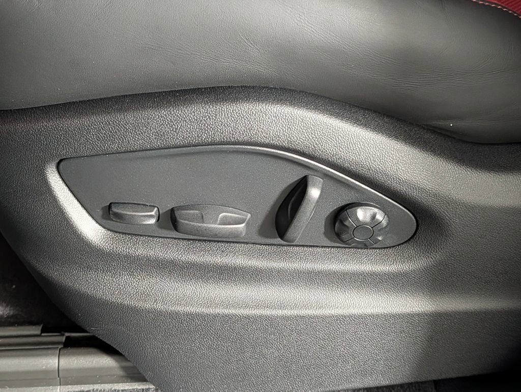 New 2026 Porsche Cayenne Coupe image 29