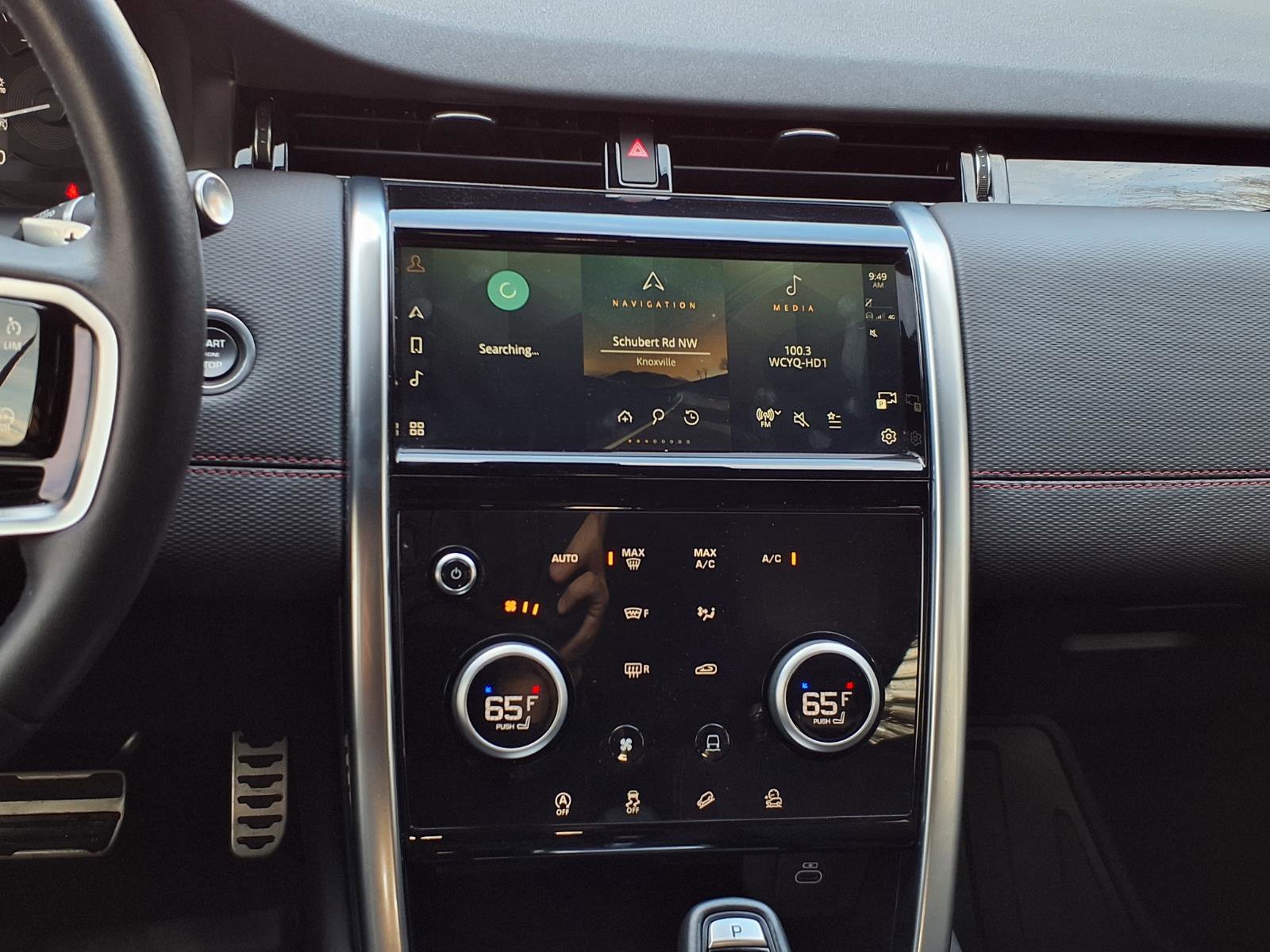 Used 2023 Land Rover Discovery Sport SE R-Dynamic image 16